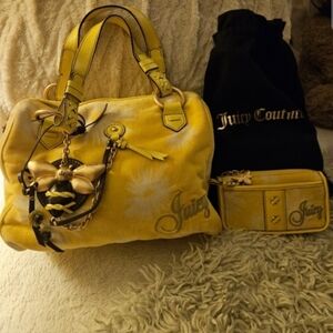 💕2 pc. Rare Juicy Couture Y2K Bumblebee Yellow Lemonade Velour Handbag Set